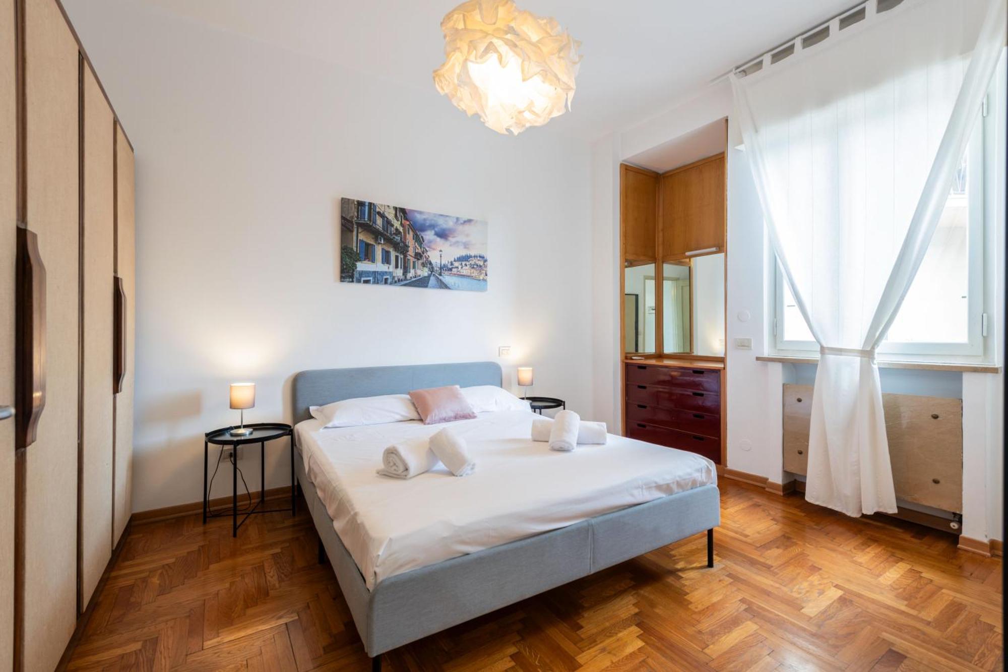 Riverview Luxury Flat เวโรนา ภายนอก รูปภาพ