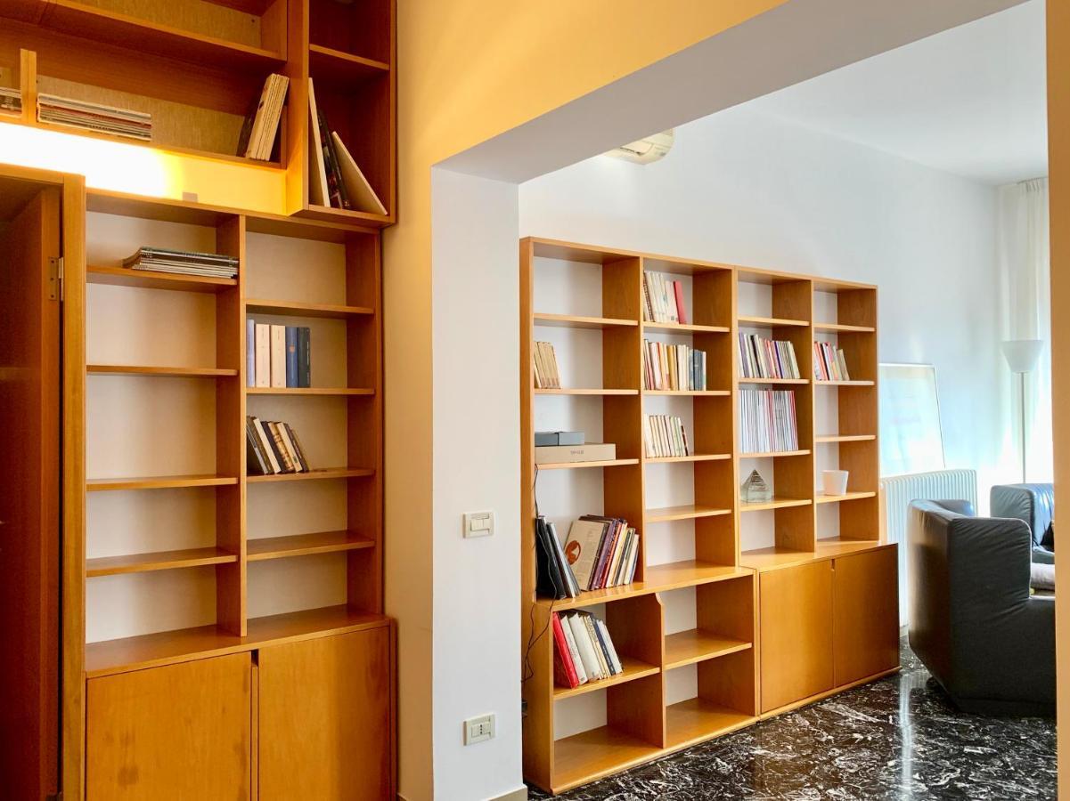 Riverview Luxury Flat เวโรนา ภายนอก รูปภาพ
